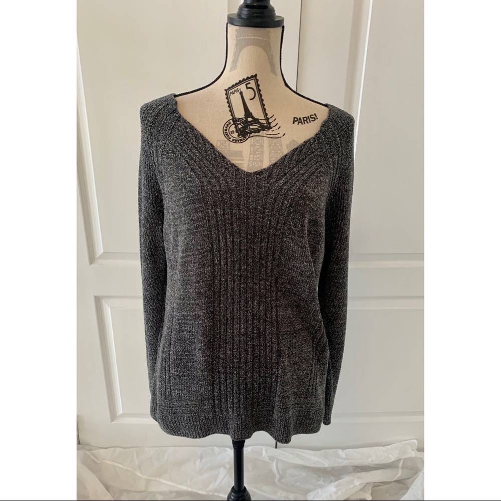 Women’s grey sweater